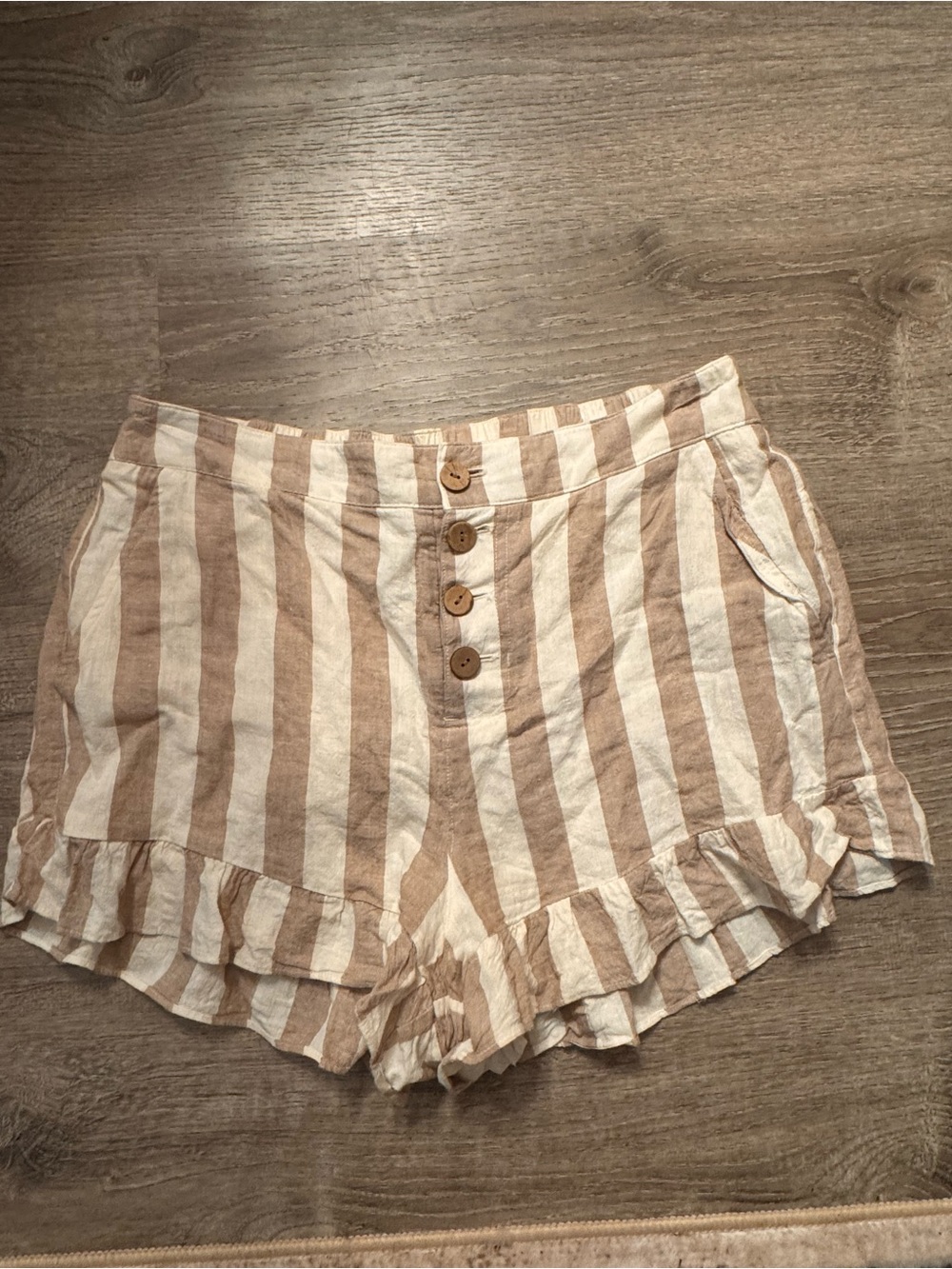 LC Lauren Conrad Beige & White Striped Ruffle-Hem High-Waist Shorts